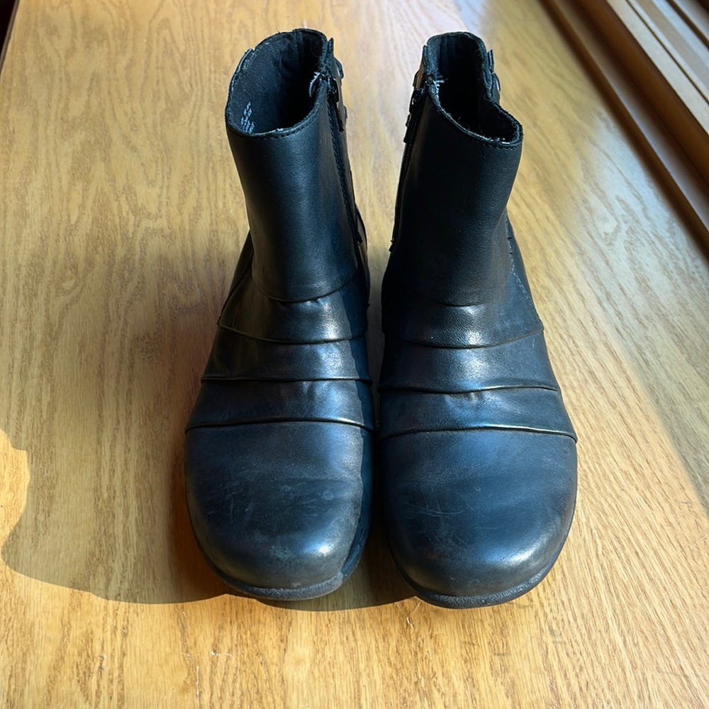 Women’s Black Clark’s Ankle Boots
